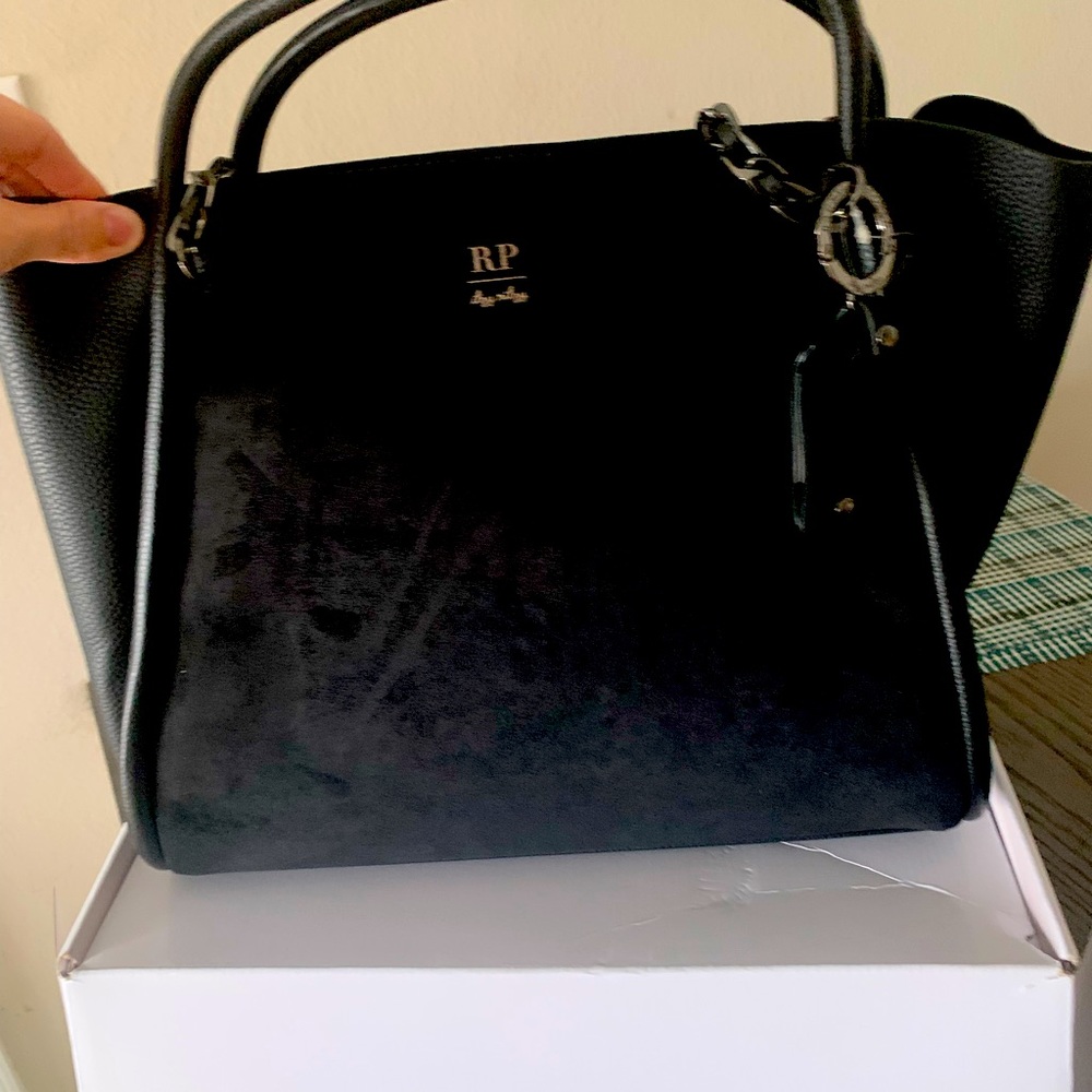 LIMITED EDITION RACHEL PARCELL ITZY RITZY BOSS TOTE BOSS CHANGING PAD AND CLUTCH